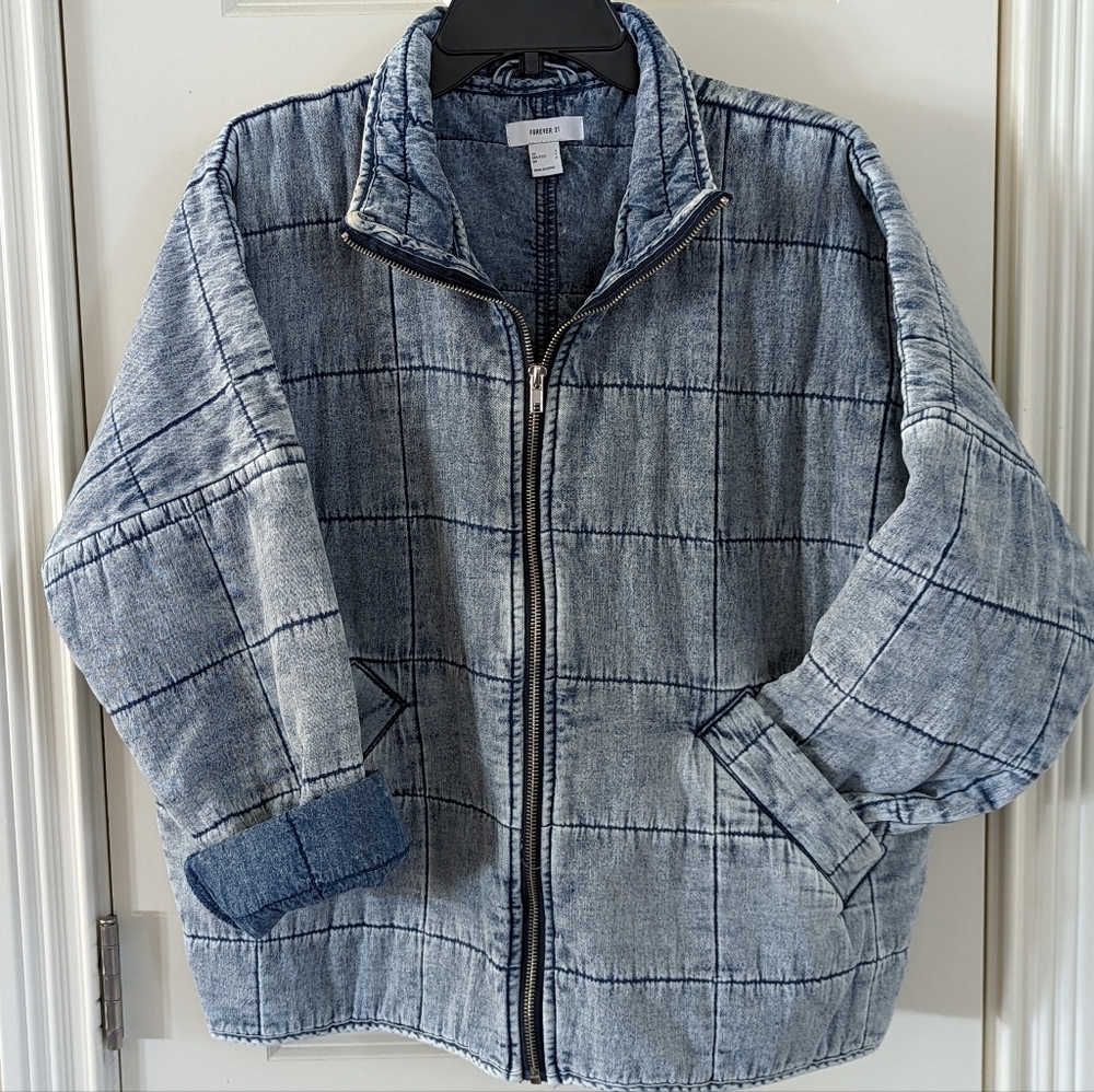 *SOLD on merc@ri* Forever 21 Quilted Dolman Jacket